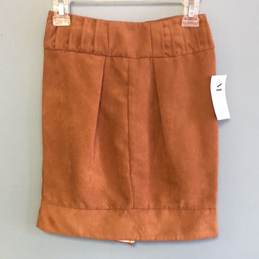 M Collection Girl’s Suede-like Pleated Skirt: Size 6